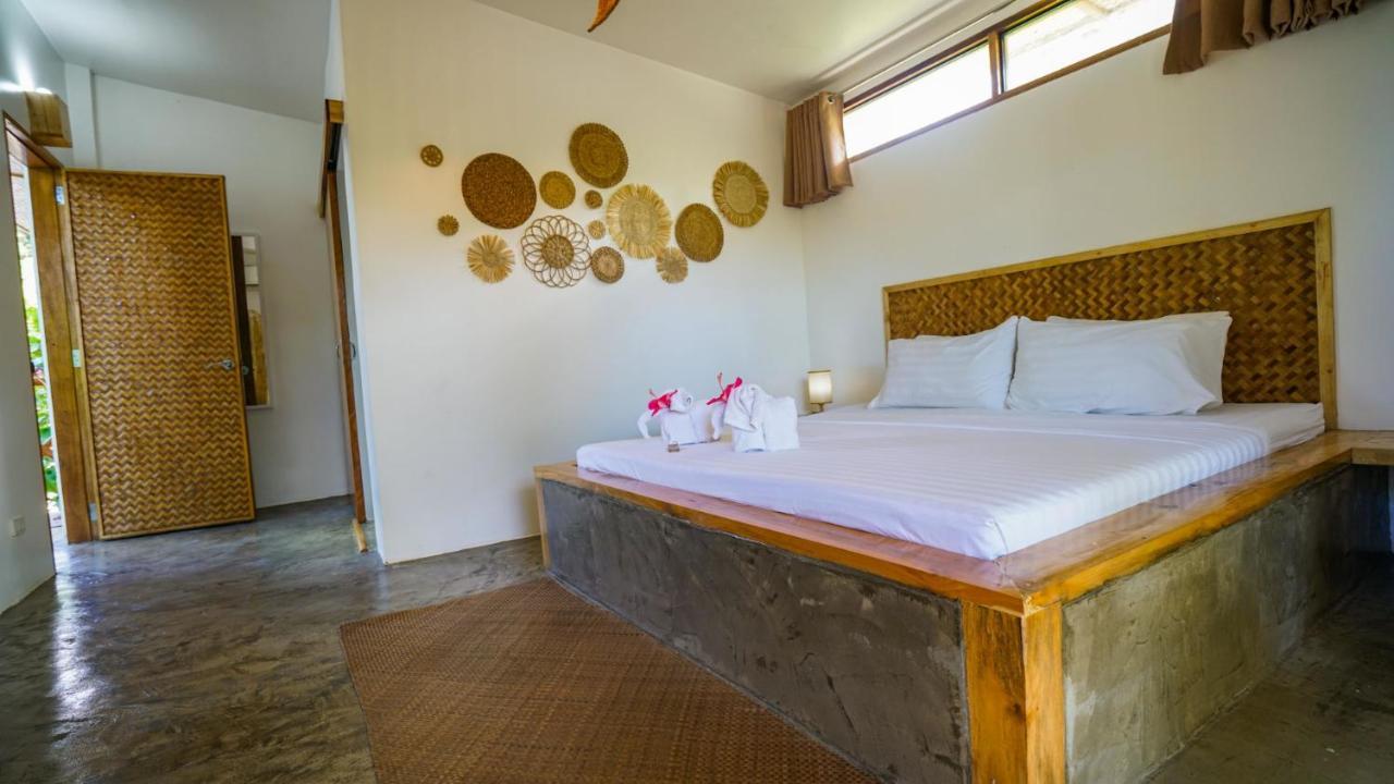 Serenity Hotel El Nido Exterior photo