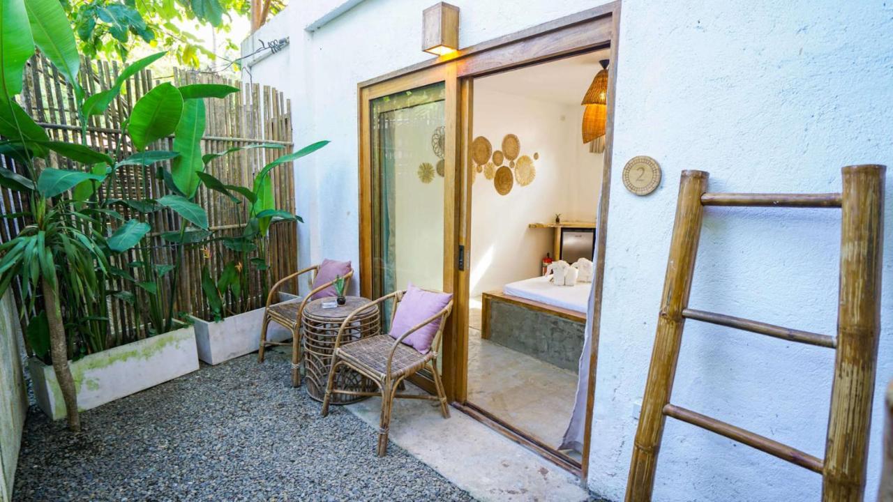 Serenity Hotel El Nido Exterior photo